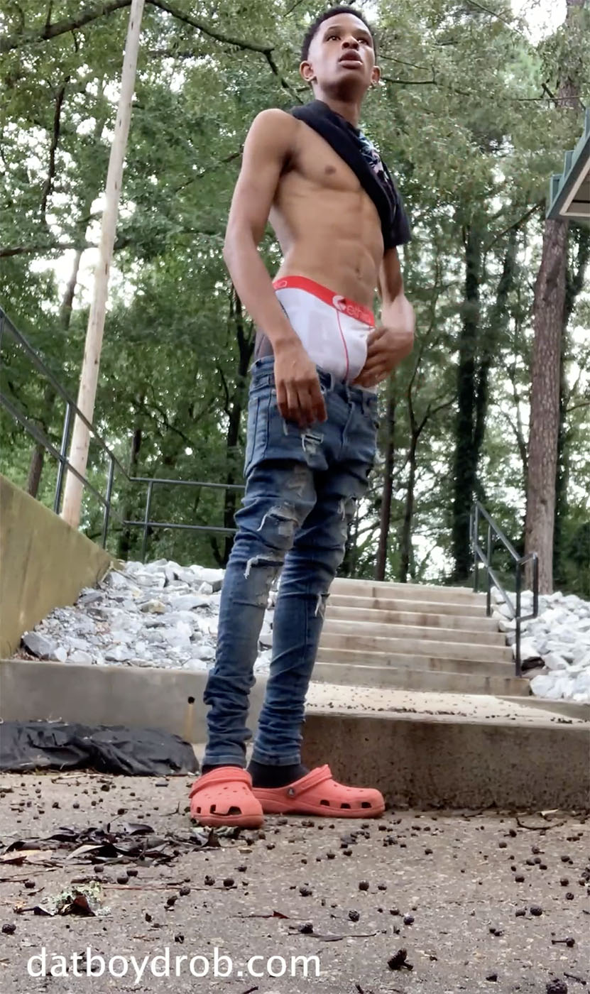 Ramon sagging outside