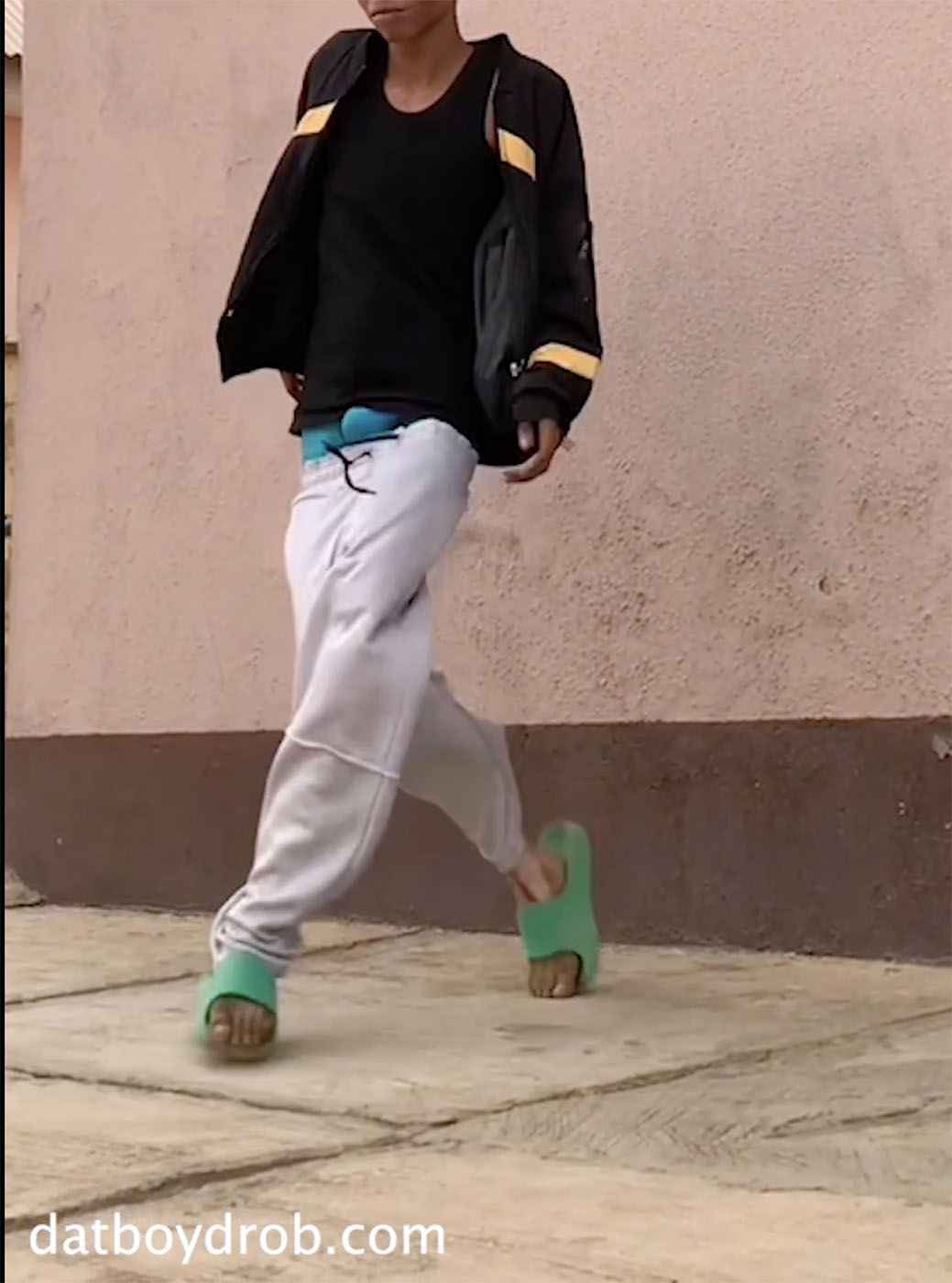 Sweatpants sag