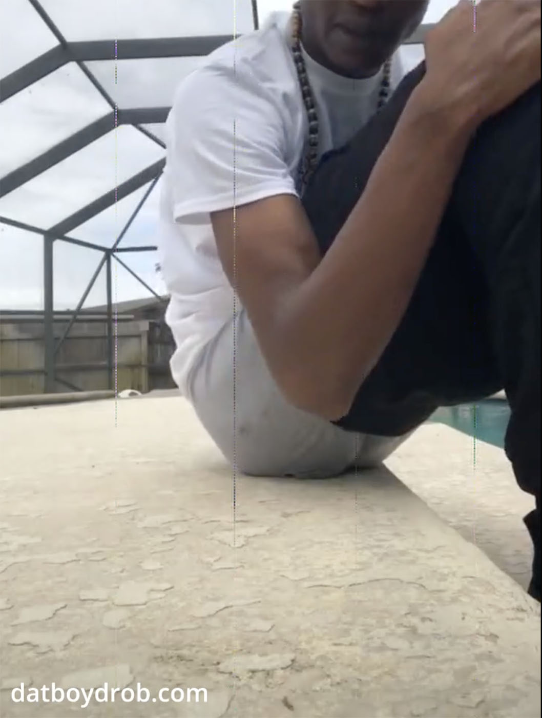 Sit on sag