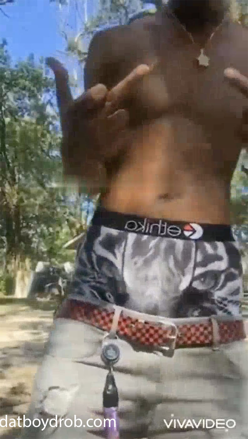 Playin saggin