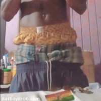Few boxers sag