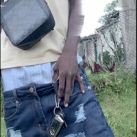 Jeans saggin